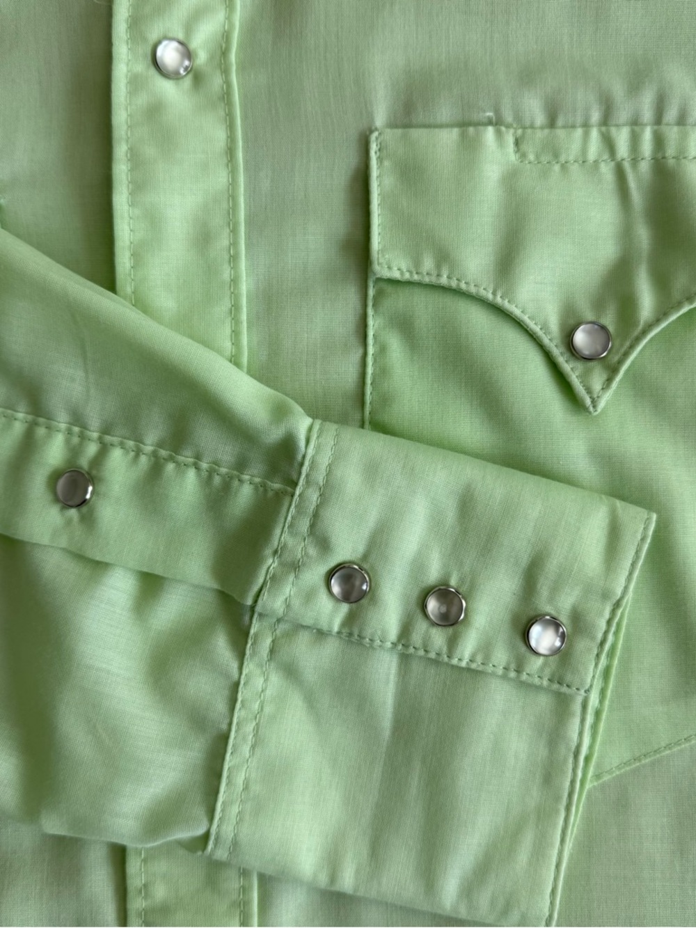 Vintage 60s Lime Green Pearl Snap Semi Sheer Spear Collar Western ~ Size Medium - Picture 7 of 8
